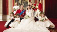 William e Kate com as damas e os pajens de seu casamento, em foto oficial - Getty Images