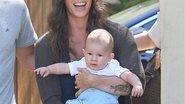 Alanis Morissette com o filho Ever em Los Angeles - Grosby Group