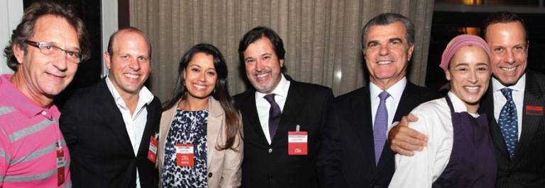 Em SP, Sergio De Nadai, Adrianno Barcellos, a bela Daniela Filomeno, Marcello Gonçalves e Jorge Miranda são recebidos pela chef Bel Coelho e por João Doria Jr. em evento do Lide, Grupo de Líderes Empresariais, SP. - ADRI FELDEN, ADRIANA BABATA, CARLO LOCATELLI, FREDY UEHARA, ELIAS KITOSATO, KADU DANTAS, MAGDA NASCIMENTO, MÁRCIA STIVAL E RAFAEL MIASHIRO