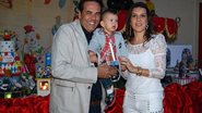 Marco Camargo comemora aniversário de Theo, seu filho mais novo - Celso Akin/AgNews