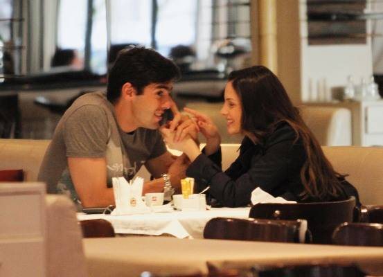 Kaká e Caroline - ORLANDO OLIVEIRA/AG NEWS