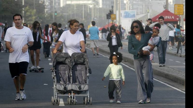 Glória Maria, Laura e Maria: passeio em família - Edson Teofilo/AgNews