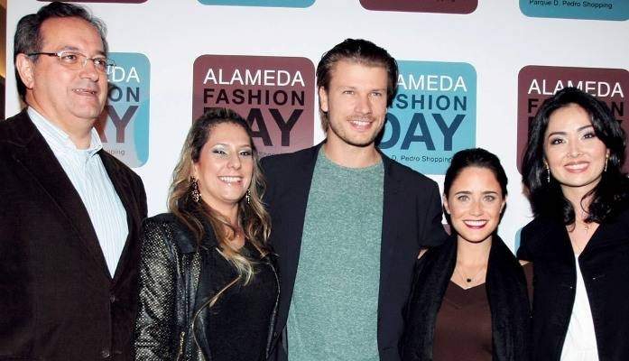 Francisco Ferraz, Vanessa Rodrigues Rossetti, os atores Rodrigo Hilbert, Fernanda Vasconcelos e Joana Corsi prestigiam evento de moda no interior de SP. - CLÁUDIO IZIDIO FERREIRA, FOTO STUDIO EQUIPE, GUILHERME GONGRA, MÁRCIA STIVAL, OVADIA SAADIA, PAULO GIANDALIA, RODRIGO ZORZI E VERA MASSARO