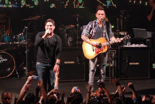 Jorge & Mateus cantam no Villa Country - Celso Akin /AgNews