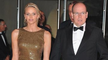 Charlene Wittstock e príncipe Albert II - Getty Images