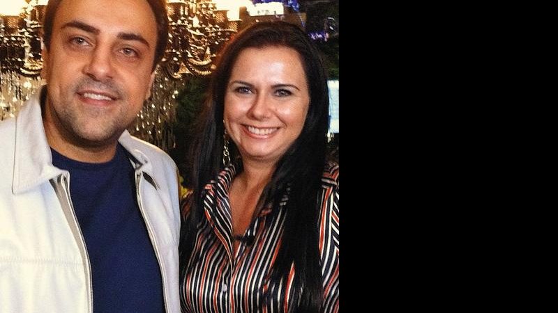 Luiz Began é entrevistado por Sarita Engel, em mostra de decoração, em SP. - ADRIANA FRANCO, ANDRÉ VICENTE, CACÁ STRINA, CARLOS TORRES, CRISTIANO LOPES, FABRIZIO GUERATTO, JUAN GUERRA, LILICA MATTOS, SILVANA SANTANA E THIAGO MORAES