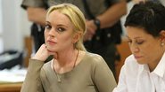 Lindsay Lohan em tribunal ao lado da advogada, Shawn Holley - Getty Images