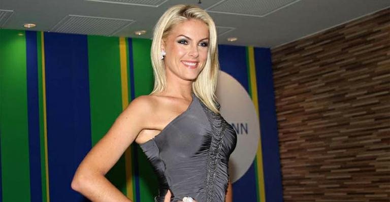 Ana Hickmann - Orlando Oliveira / AgNews