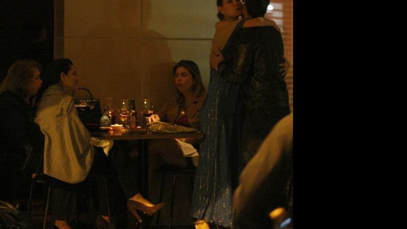 Lavínia Vlasak encontra Fernando Torquatto em restaurante no Rio - Rodrigo dos Anjos / AgNews