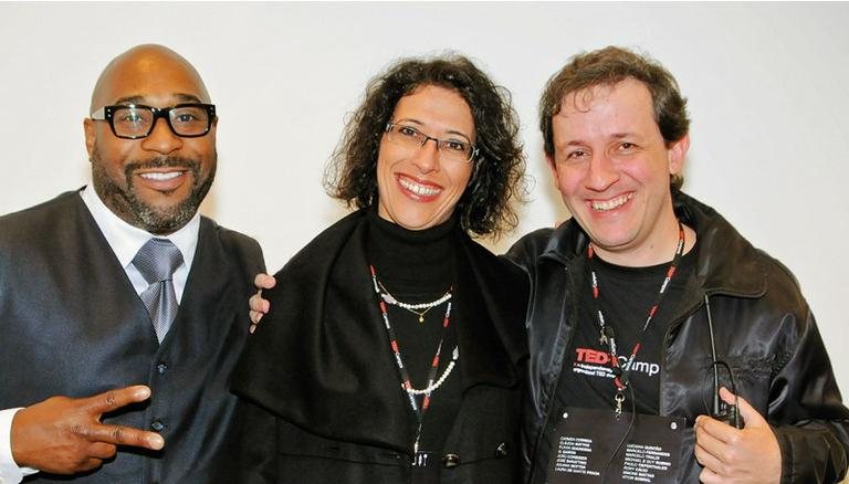 G. Garvin, Maria Stela Reis Crotti e Marcus Colacino vão à conferência, em Campos do Jordão, no interior de SP. - ANDRÉ VICENTE