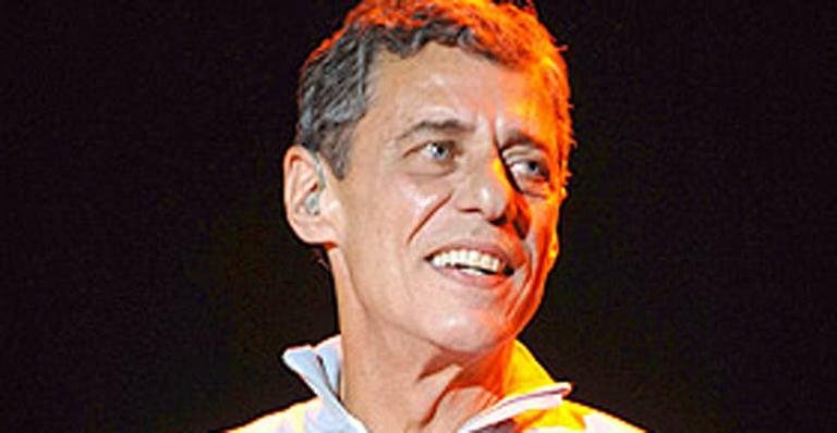 Chico Buarque - Arquivo Caras