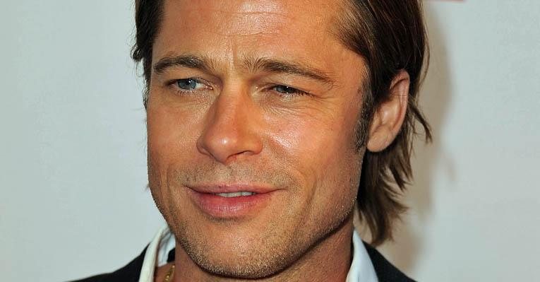 O ator Brad Pitt afirmou que ele e Angelina Jolie não pretendem oficializar o casamento perante a justiça até que todos tenham o mesmo direito - Getty Images