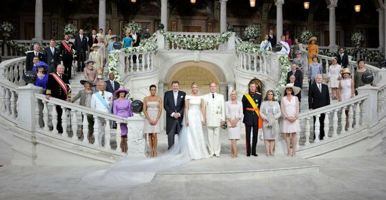 Foto oficial do casamento religioso de príncipe Albert II e Charlene - Getty Images