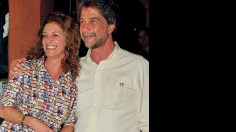 Tetê Etrusco festeja 50 anos com o príncipe D. João de Orleans e Bragança em sua pousada em Paraty, RJ. - FLAVIA FUSCO, LUCAS MARTINI, L.R COMUNICAÇÃO, MARCELO MAGNANI, MÁRCIA STIVAL, MARINA MALHEIROS E NILTON R CRUZ