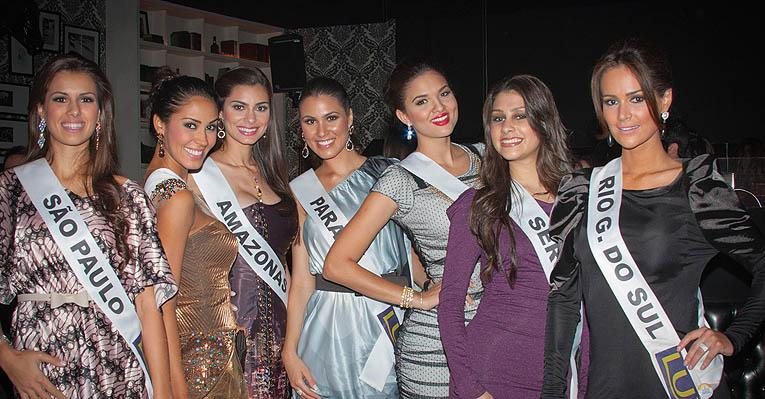 Candidatas a Miss Brasil em uma casa noturna do Itaim, na capital paulista - Carol Andrewsk/CARAS Online