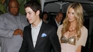 Nick Jonas e Delta Goodrem - Grosby Group