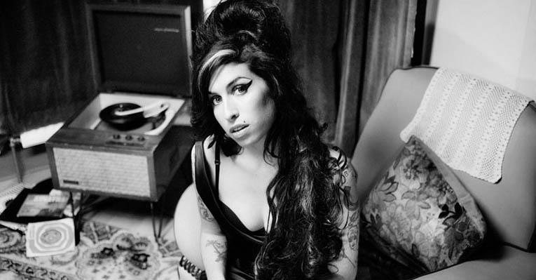 Amy Winehouse - Divulgação