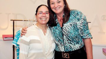 Monica Serra, do Instituto Se Toque, e a empresária Sonia Regina Hess de Souza firmam parceria, em SP.