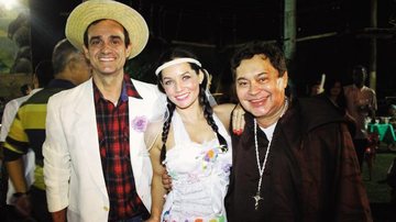 Mônica Carvalho - Cleomir Tavares