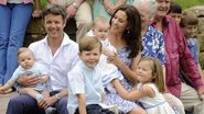 Príncipe Frederik com a mulher, princesa Mary, e os filhos, Vincent, Josephine, Christian e Isabella - Getty Images