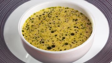 Creme de ouriço com salsa e azeite - André Ctenas