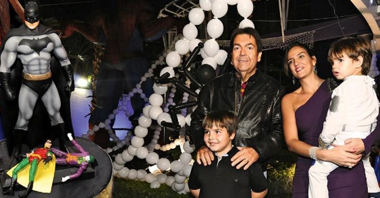 Fausto Silva com a família - CASSIANO DE SOUZA/ CBS IMAGENS