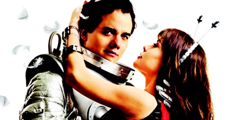 Wagner Moura e Alinne Moraes em 'O Homem do Futuro' - Divulgação