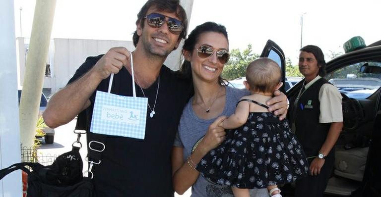 Marcelo Faria, Camila Luciolla e Felipa - Anderson Borde/AgNews