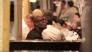 Anderson Silva faz lanchinho na madrugada - Orlando Oliveira / AgNews