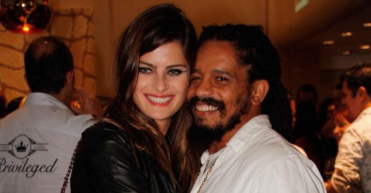 Isabeli Fontana com o namorado Rohan Marley - Amauri Nenh/AgNews