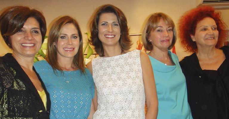 Márcia Marcello Cruz, Eloisa Pires e Nilza Salvoni recebem Gigi Monteiro e Jacqueline Dalabona para lançamento de coleção, em SP.