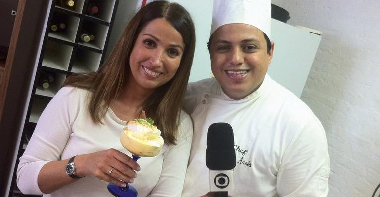 Ananda Apple confere doce de banana by chef Eudes Assis, na Rede Globo, em SP.