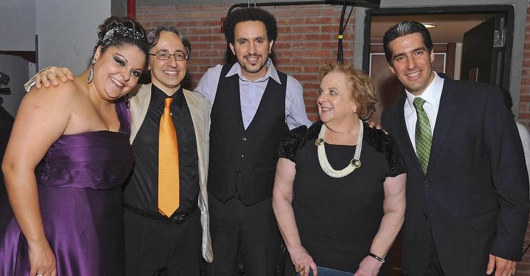 Fabiana Cozza, Marcelo Ghelfi, Idan Toledano, Dora Lucia Brenner e Luiz Gross em evento comemorativo aos 75 anos da Congregação Israelita Paulista, em SP.