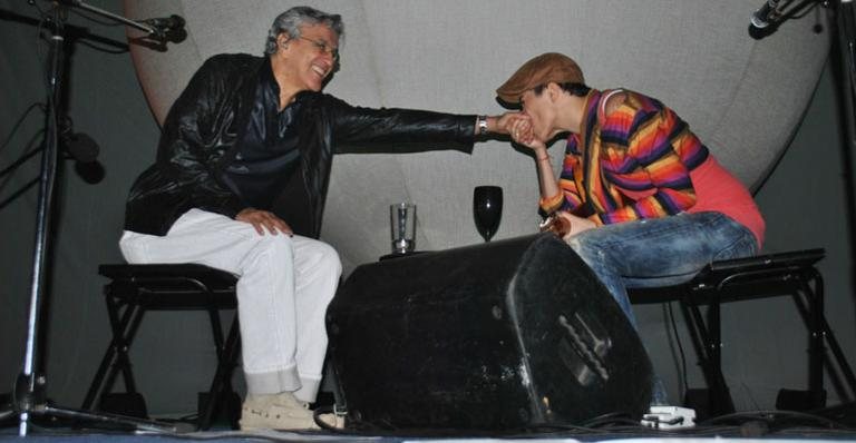 Caetano Veloso e Maria Gadú: show na Praia do Forte - Divulgação