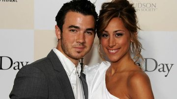 Kevin Jonas e Danielle Deleasa - Getty Images