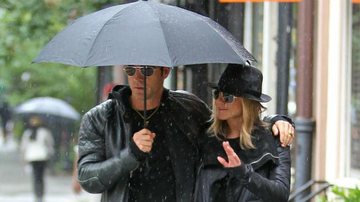 Justin Theroux e Jennifer Aniston em NY - CityFiles