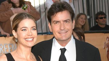 Denise Richards e Charlie Sheen - Getty Images