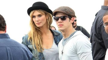 Nick Jonas e Delta Goodrem - André Freitas e Gabriel Reis / AgNews