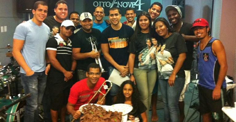 Rafa Marques comemora aniversário com fãs - Divulgação