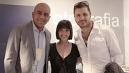 Em Santo André, ABC paulista, Reynaldo Cavalcanti, de estúdio fotográfico, recebe o casal Izabelle Stein e Mauricio Manieri, em feira de noivas.