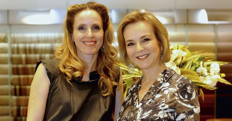 Márcia Bergmann vai à loja de Beatriz Lettiére, em SP.