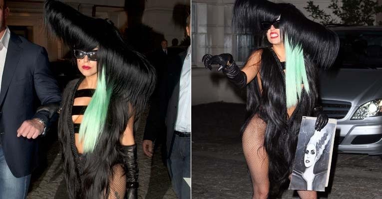 Lady Gaga surge com look de pelos em Londres, na Inglaterra - Splash News splashnews.com