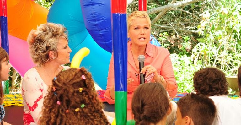 Xuxa Meneghel no programa Mais Você, com Ana Maria Braga e Klara Castanho - Divulgação/ Rede Globo