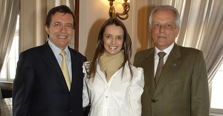 Com a filha Rochele Silveira, o médico Luis Carlos Silveira faz palestra na sede da Federasul, presidida por José Paulo Cairolli, Porto Alegre.