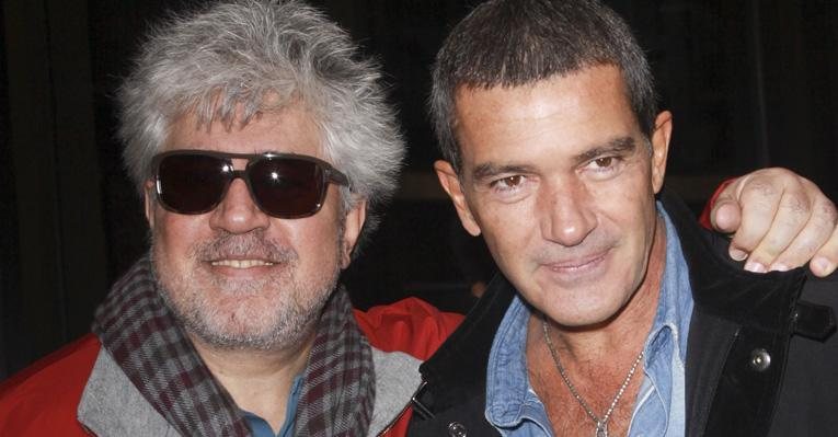 Antonio Banderas e Pedro Almodóvar divulgam 'A Pele Que Habito' em Nova York - Grosby Group