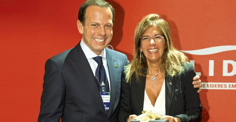 João Doria Jr., presidente do Lide, Grupo de Líderes Empresariais, saúda Emma Marcegaglia, presidente da Confindustria, Confederação Nacional da Indústria Italiana, por sua brilhante exposição em seminário na sede da entidade, no 16º Meeting