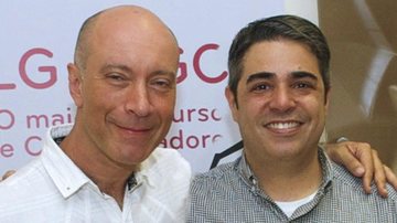 O músico e restaurateur Edgard Scandurra e o chef Carlos Siefert são jurados de campeonato de gastronomia promovido por empresa, em SP.