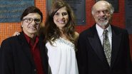 Adylson Godoy aplaude Juliana D'Agostini, pianista de concerto regido por Júlio Medaglia, no ABC paulista.