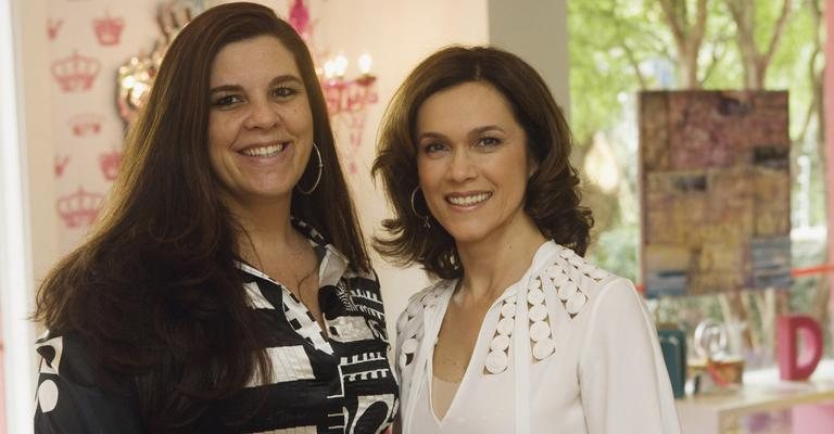 Sócias de loja de décor, Ana Claudia Camargo e Adriana Coelho lançam linha.