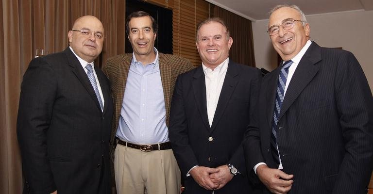 Em SP, Antonio Cassio dos Santos recebe Ricardo Diniz, Marcelo Alecrim e Elcio Anibal de Lucca.